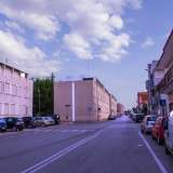 Sempre nel 1947 a Mungivacca viene approntato il gruppo Borgata operai, sequenza di basse e silenziose abitazioni a due piani progettate per fornire un alloggio ai dipendenti di alcune aziende cittadine